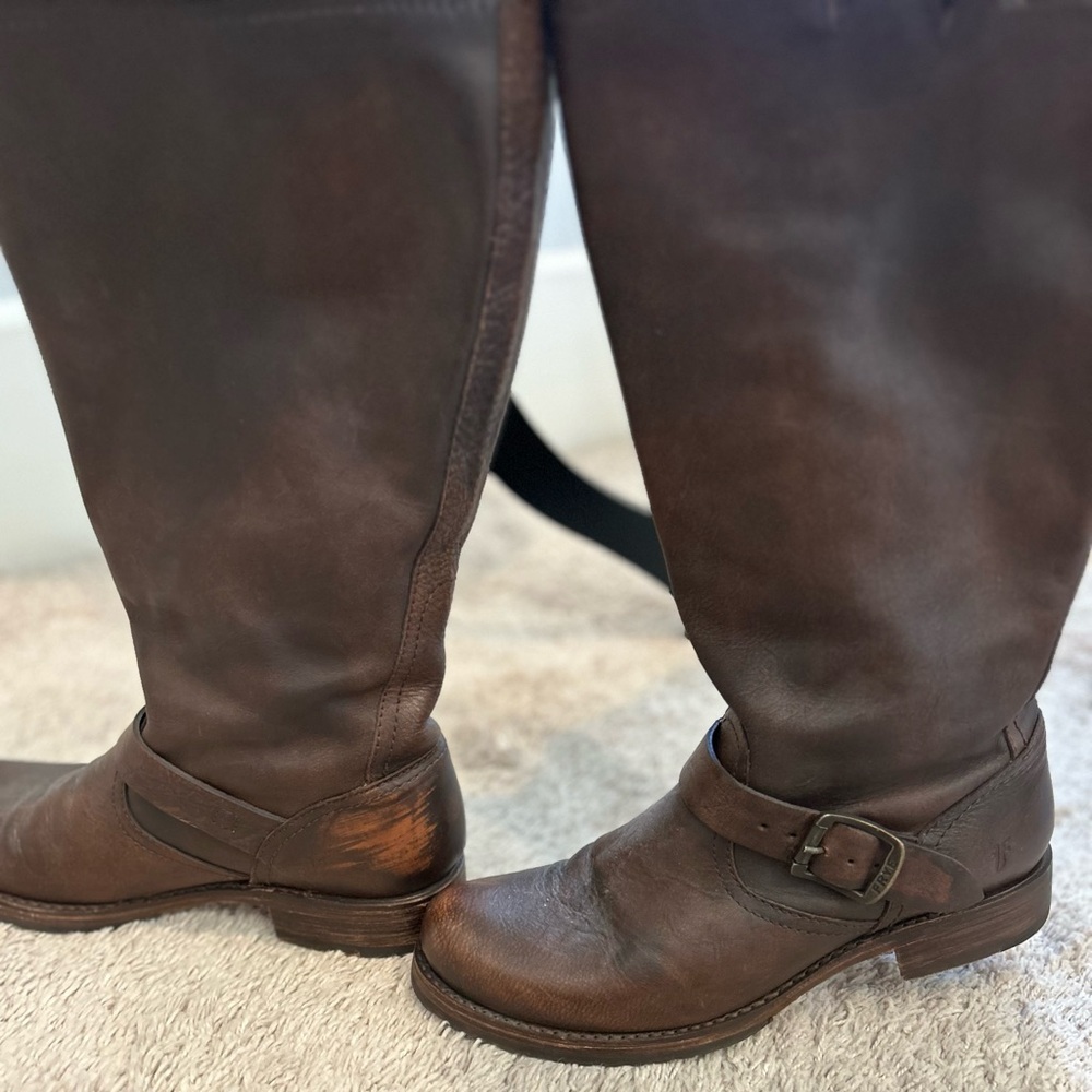 Frye Knee High Boots Size 9.5
